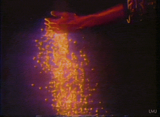 giphy.gif